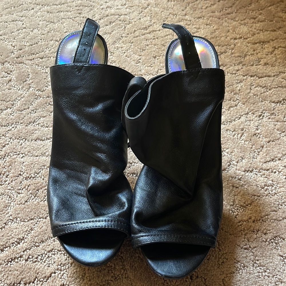 Size 8.5 Womens Steve Madden - Fawnaa heel
